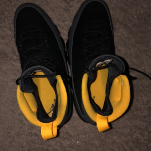 black and yellow jordans 9s